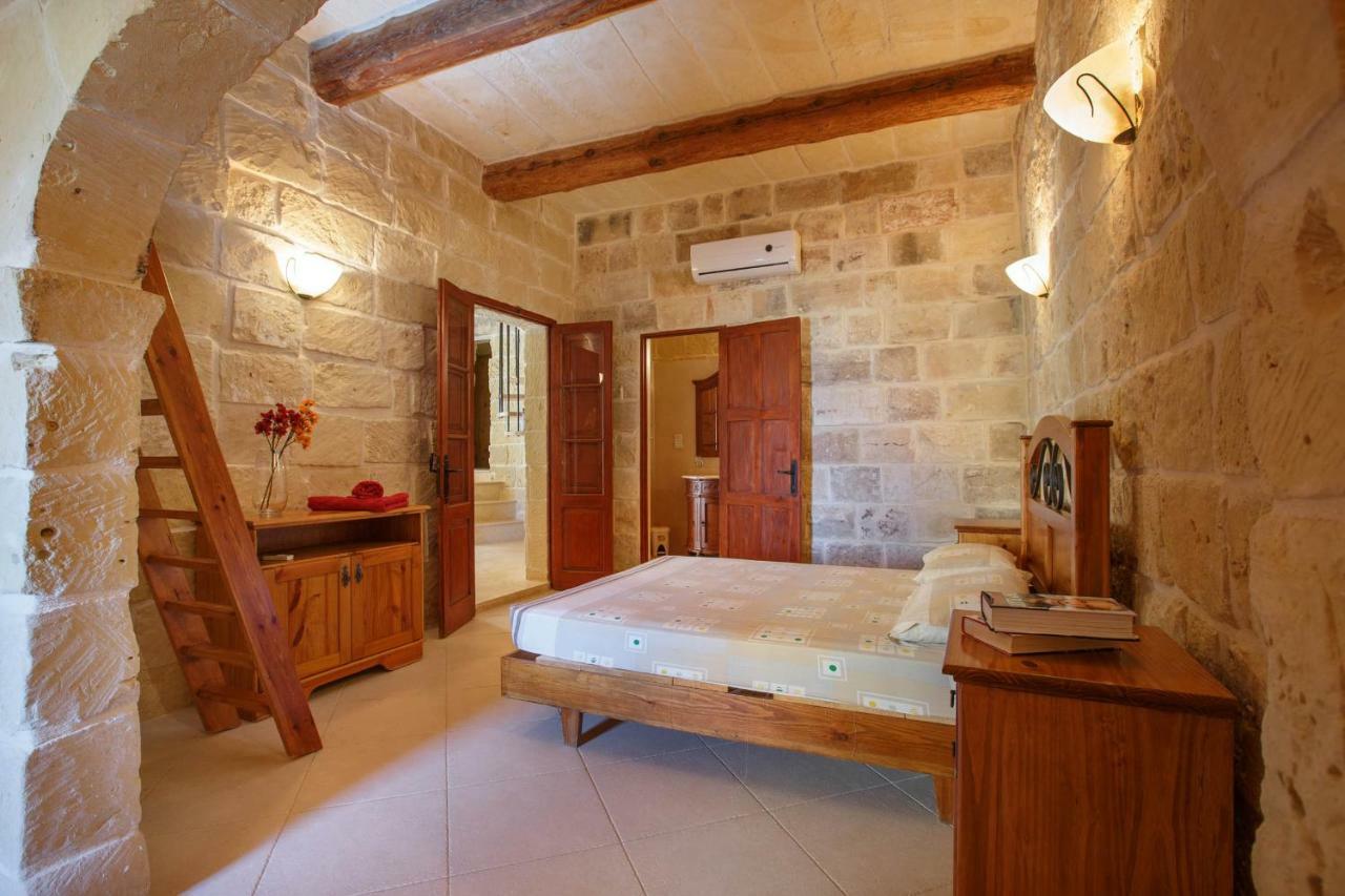 Il-Veduta Holiday Farmhouse With Sunny Private Pool In Island Of Gozo Għarb Exterior foto