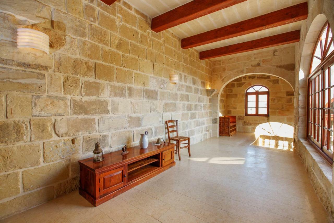 Il-Veduta Holiday Farmhouse With Sunny Private Pool In Island Of Gozo Għarb Exterior foto